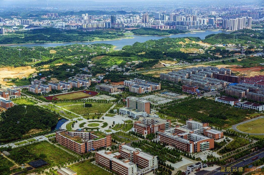 益阳_2025年新澳精准免费,质疑消化请全面2释义、解释与落实