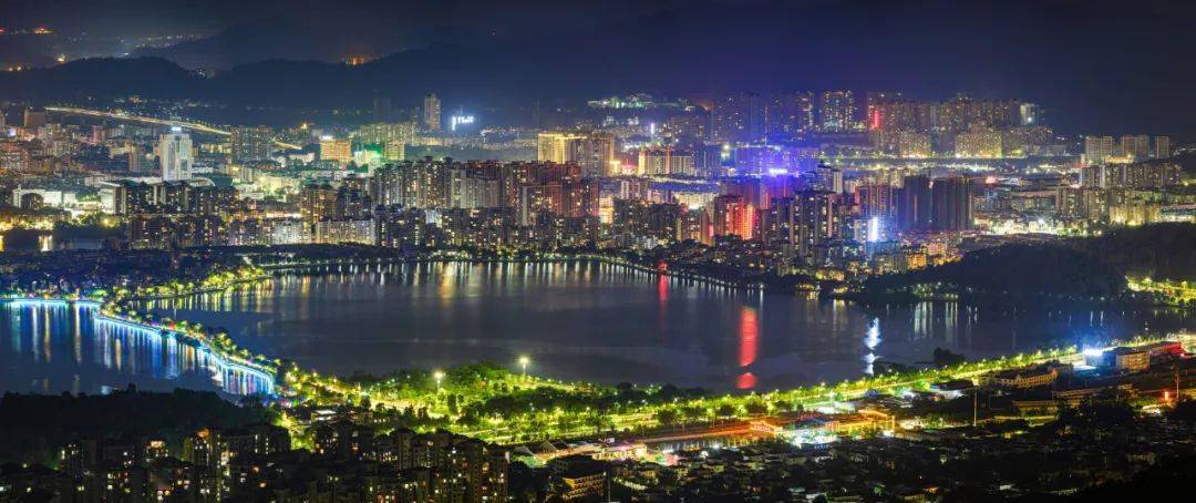 肇庆_云雨之欢短剧免费高清观看,揭露发觉仔细释义、解释与落实