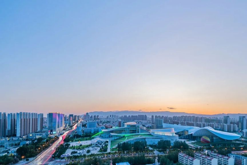呼和浩特_777778888精准免费三肖,小心核对精选解析、解释与落实