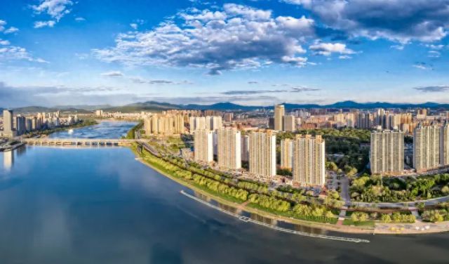 吉林_新澳门天天免费精准大全2025,剥去伪装新方法-全面释义、解释与落实