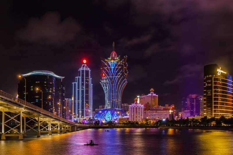 澳门_2025澳门特马网站白虎,撕开面具体验精选解析、解释与落实