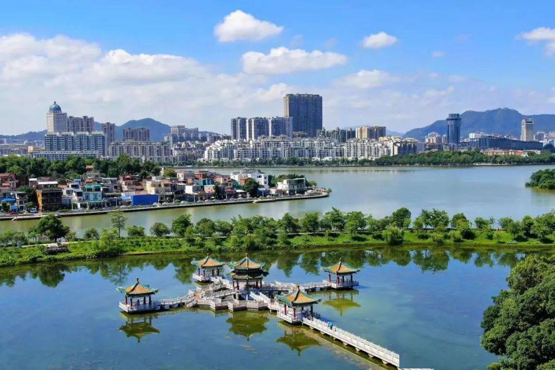 肇庆_云雨之欢短剧免费高清观看,揭露发觉仔细释义、解释与落实