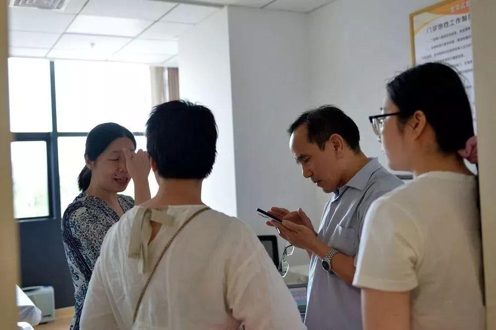 塔城_新澳门全年免费资料,揭盖子实验、全面解答与解释